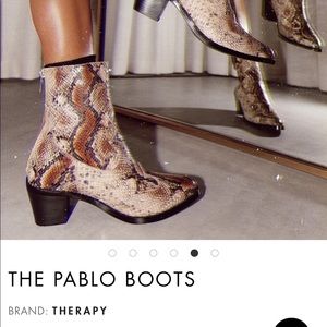 Therapy (princess Polly) booties